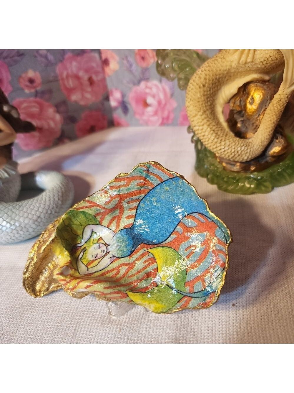 DECOUPAGE MERMAID ON A OYSTER SHELL
